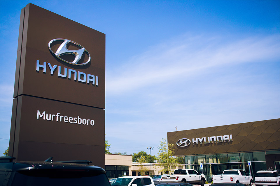 The front side of the Murfreesboro Hyundai dealership.