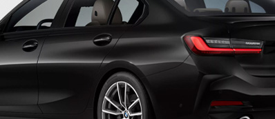 2025 BMW 330i Photo