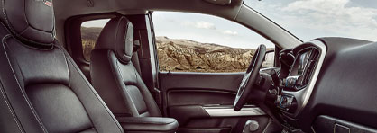 2022 Chevrolet Colorado Interior