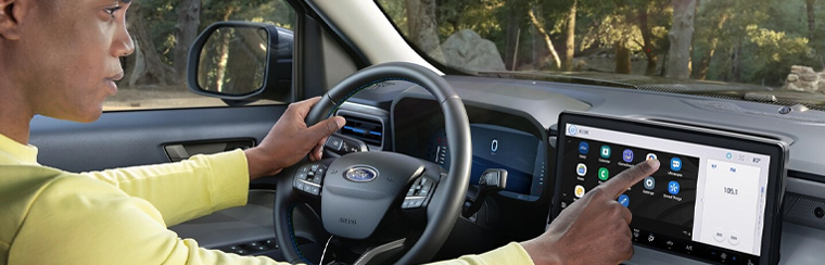 Photo showcasing tech features of the 2025 Ford Maverick