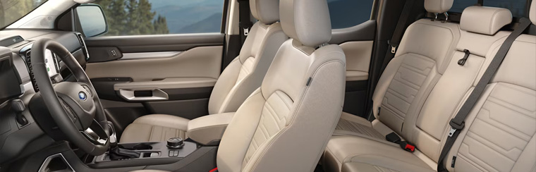 Photo of the interior of the 2025 Ford Ranger
