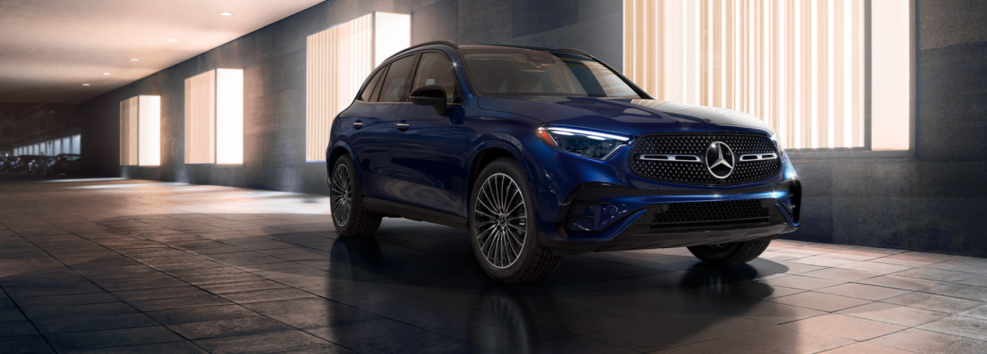 2027 Mercedes-Benz GLC Photo