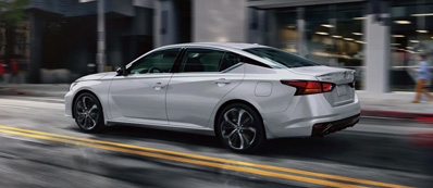2025 Nissan Altima Photo