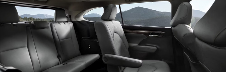 Photo of the interior of the 2025 Toyota Highlander